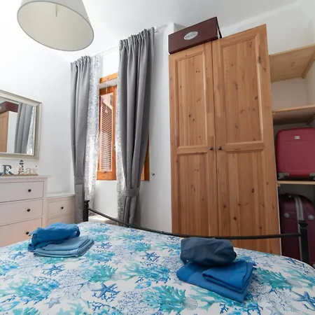 Appartamento Baia Buon Dormire-Grotte Marine Suite con Terrazza e AC Palinuro