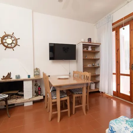 Appartamento Baia Buon Dormire-Grotte Marine Suite con Terrazza e AC *
